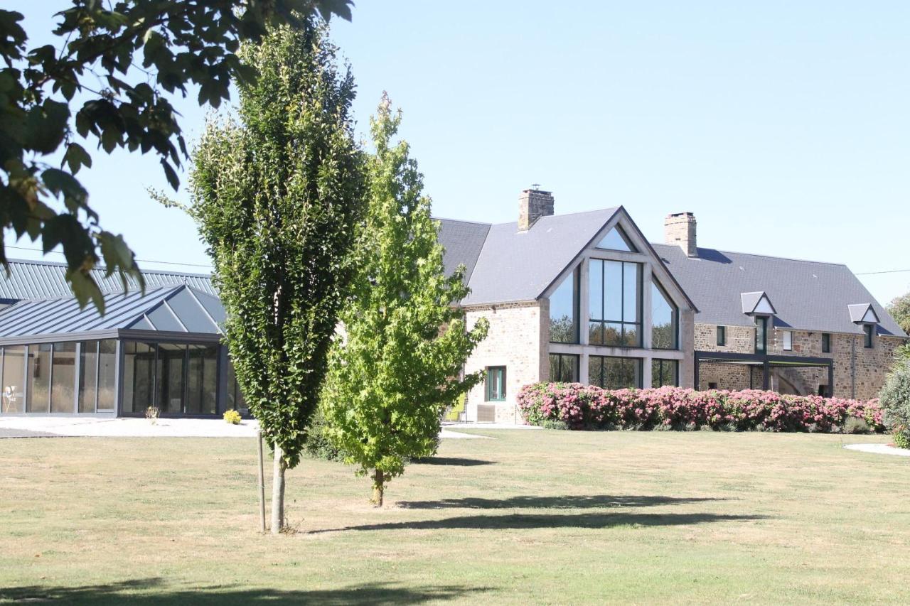 Domaine Du Jardin " Chambres D'Hotes " Saint-Jean-de-la-Haize Exterior foto